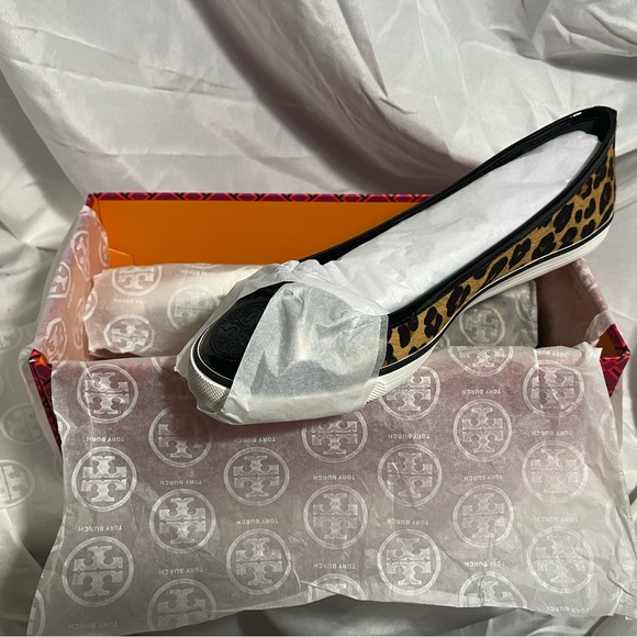 Tory Burch Leopard Haircalf slip on sneakers, size 9.5 - Picture 3 of 6